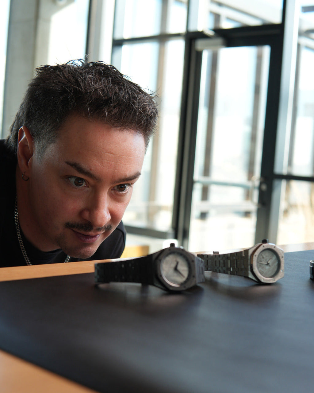 House of Tempo founder in the watchmaking studio